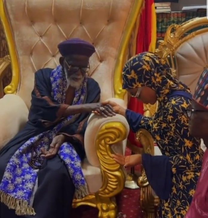 Akuapem Poloo meets Chief Imam