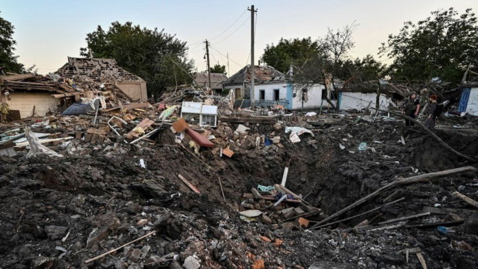 A residential house was also destroyed in strikes on Chaplyne/ Photo Credit: Reuters