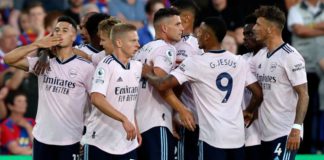 Arsenal celebrate win over Palace