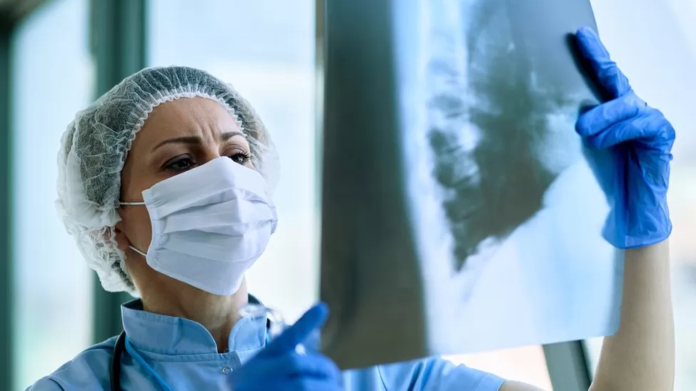 Mystery pneumonia / Credit: GETTY IMAGES