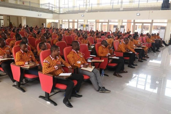 Groupe Nduom workers