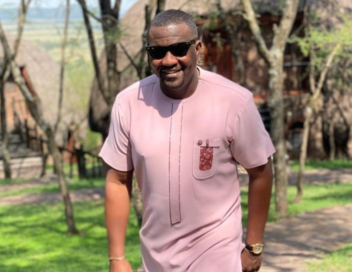 John Dumelo | credit: @johndumelo John Dumelo | credit: @johndumelo