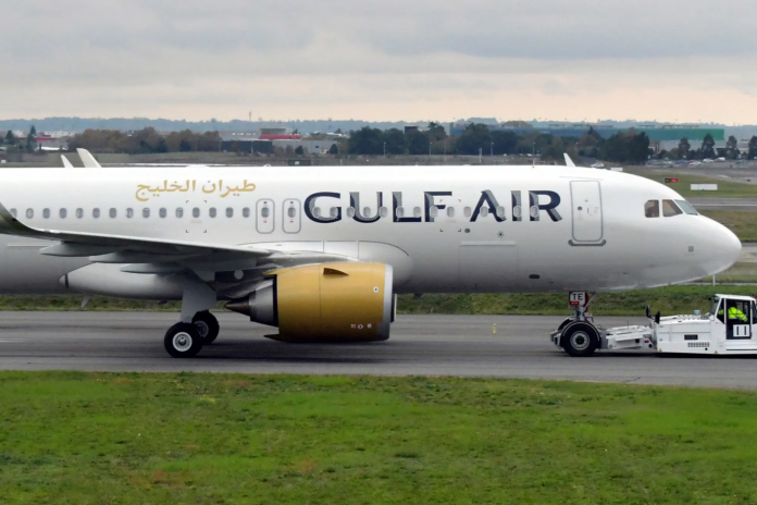 Flight attendant dies mid-air after suffering heart attack