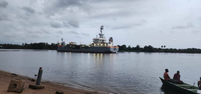 Fishing vessel