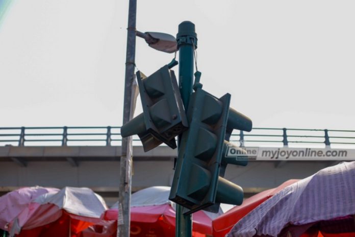 dysfunctional traffic lights dysfunctional traffic lights