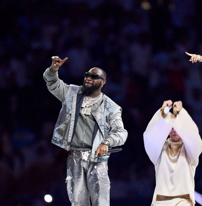 Davido performing at World Cup closing ceremony