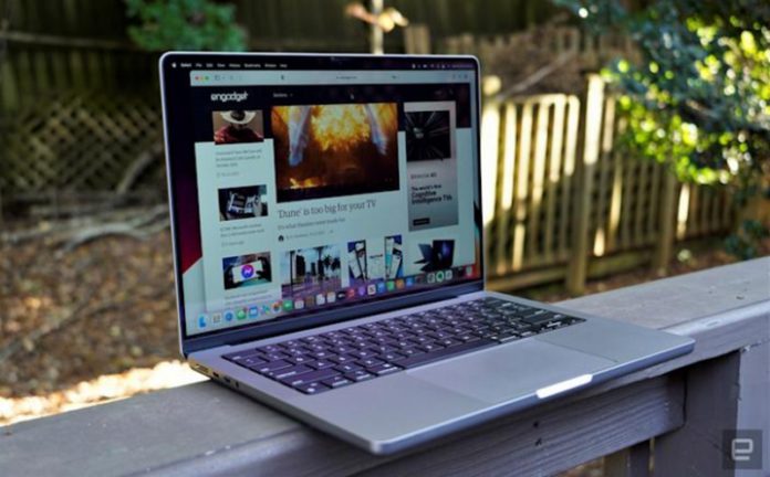 Apple-MacBook-683x424 (Copy)