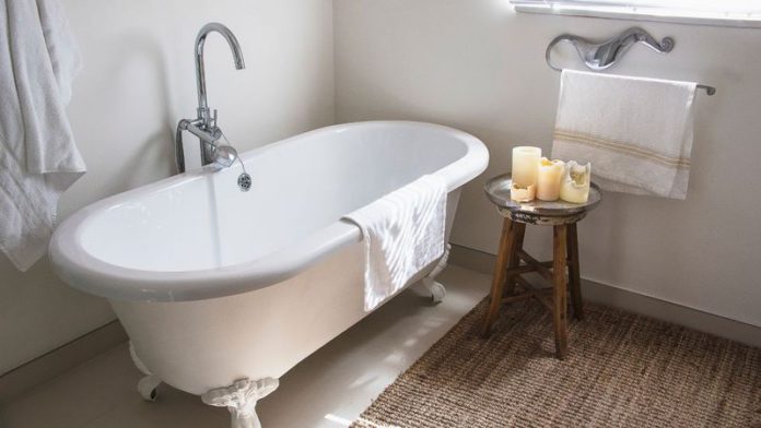 The plug got stuck in the plughole, causing the bath to rapidly fill (Image: Getty Images/Onoky) The plug got stuck in the plughole, causing the bath to rapidly fill (Image: Getty Images/Onoky)