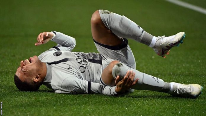 Kylian Mbappe's injury adds to PSG selection concerns Kylian Mbappe's injury adds to PSG selection concerns
