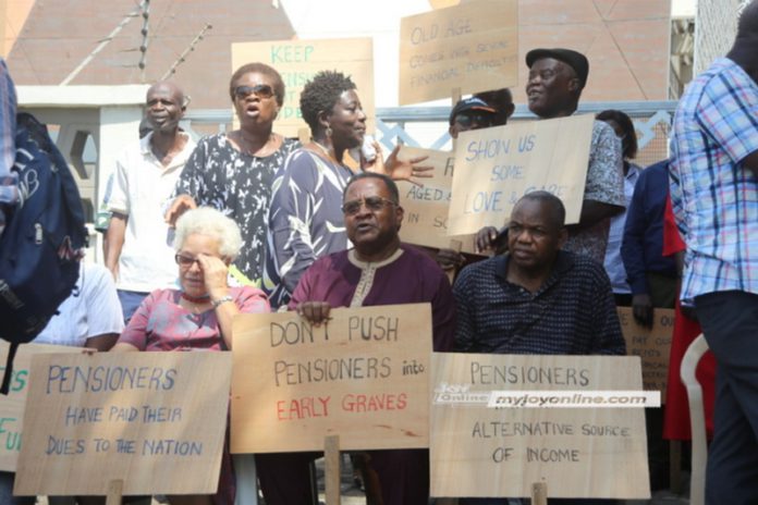 Individual-pensioners-bondholdersf4-636x424 (Copy)