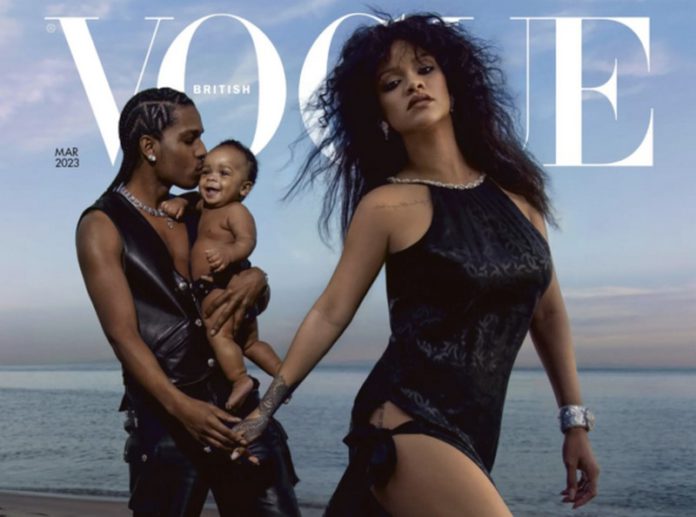 Rihanna-and-son-571x424 (Copy)