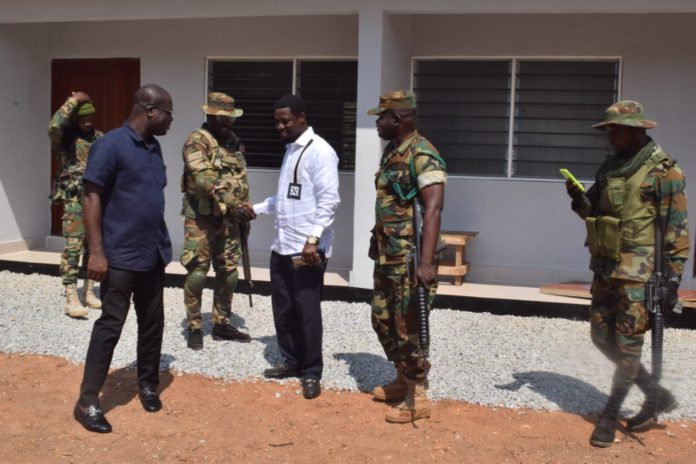 Western North Minister inspects military base at Punikrom