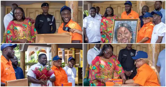 Obour, Ras Nene, and others delivered Otumfuo's Val's day gift to his wife, Lady Julia Photo source: Manhyia Palace Obour, Ras Nene, and others delivered Otumfuo's Val's day gift to his wife, Lady Julia Photo source: Manhyia Palace