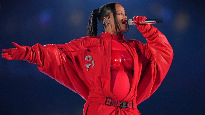 Rihanna expecting second baby