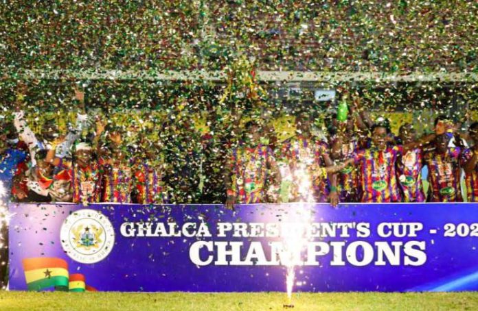 Hearts of Oak celebrate Hearts of Oak celebrate