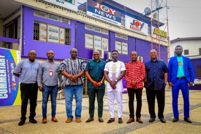 Picture: Managers of Pemsan TV and Nhyira Fm in a group photo Picture: Managers of Pemsan TV and Nhyira Fm in a group photo