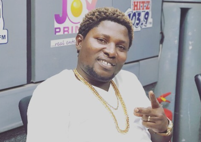 R2Bees's Unda now Kojo Golden R2Bees's Unda now Kojo Golden