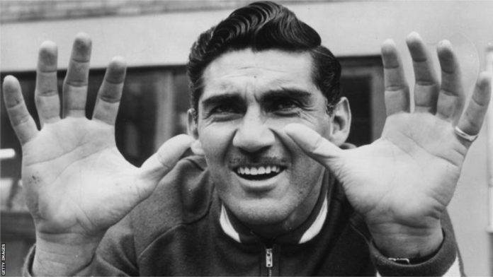 Antonio Carbajal was part of Mexico's first victory at a World Cup against Czechoslovakia in Chile in 1962 Antonio Carbajal was part of Mexico's first victory at a World Cup against Czechoslovakia in Chile in 1962