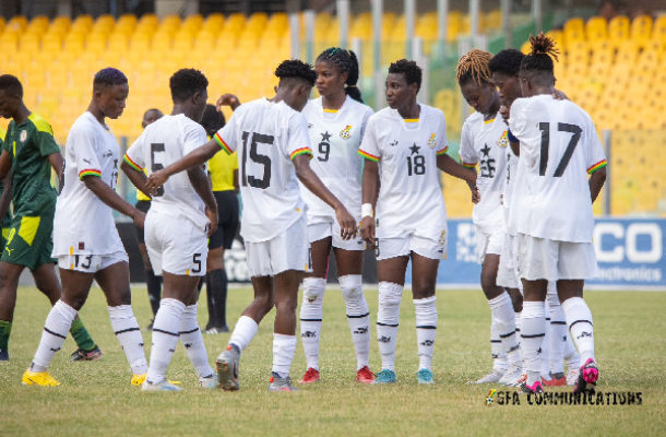 Black-Queens23-1