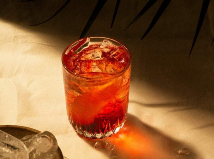 blood-cocktail-571x424 (Copy)