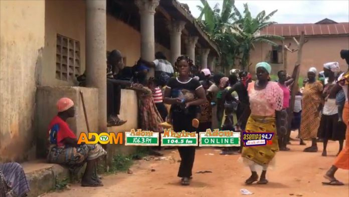 some KUMAWU voters receive cash