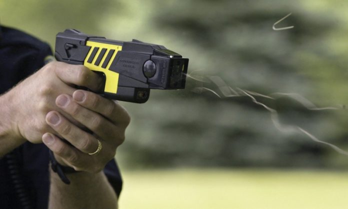 stun-gun-707x424 (Copy)