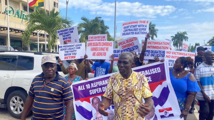 NPP supporters storm Alisa hotel NPP supporters storm Alisa hotel