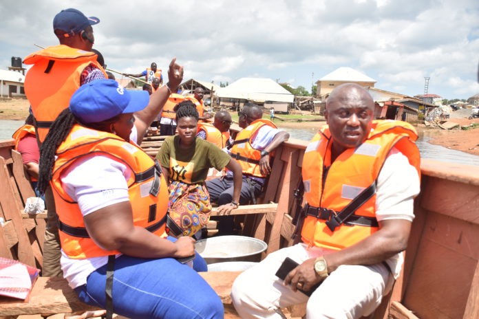 GNAT donates life jackets to teachers; urges government to improve access to education