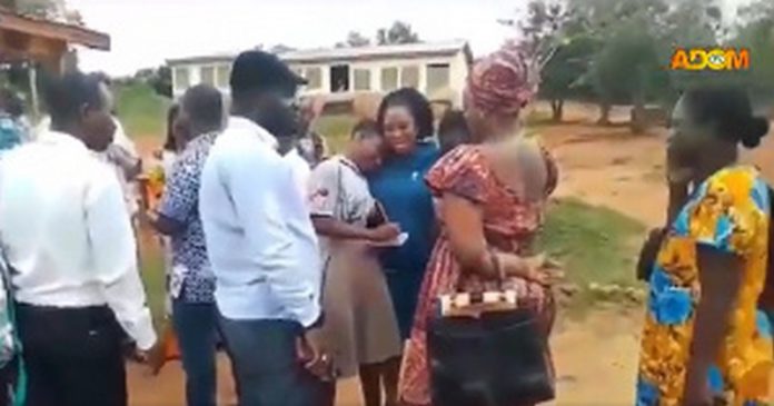A student seen crying after finding out she was not registered to take part in the BECE A student seen crying after finding out she was not registered to take part in the BECE