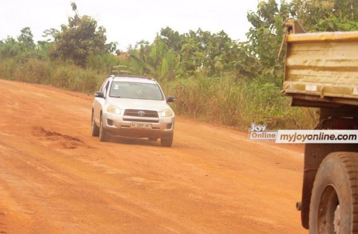 Kenyasi-Hwidiem-road-1 (Copy)