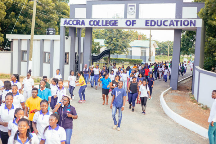 accra-college-gate