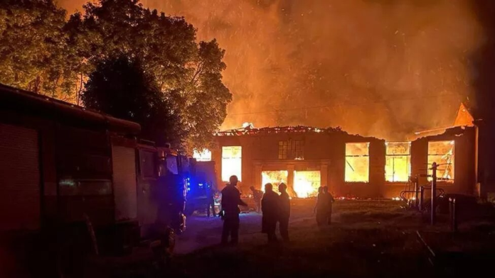 Residents killed as Russian bomb hits Ukraine blood transfusion centre
