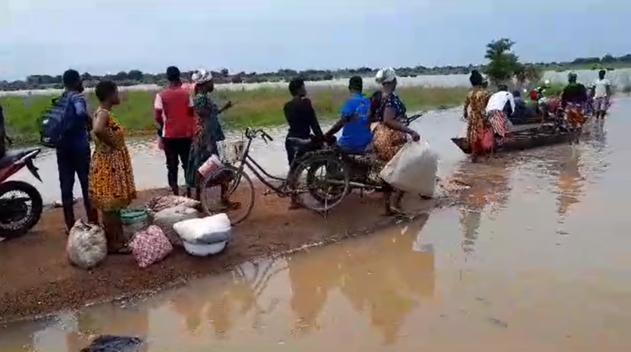 Saboba bridge overflows