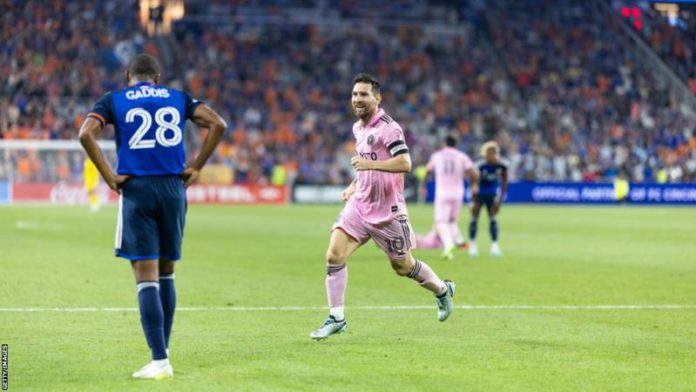 _131541878_lionelmessi