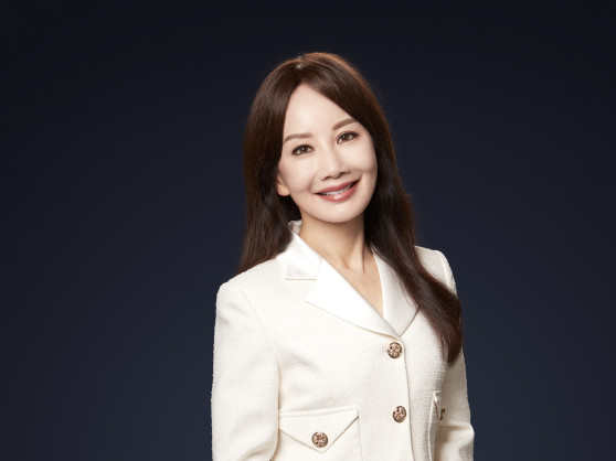 A Technologically Empowered Future for Tourism (By Jane Sun)