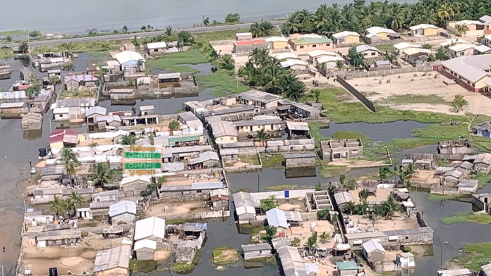 Akosombo Dam Spillage (4)