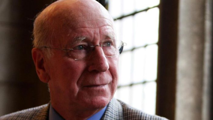skynews-bobby-charlton-obit_6329680