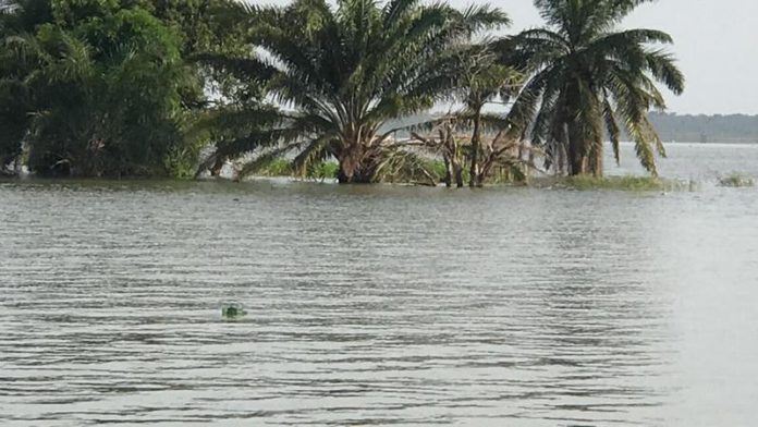 Akosombo Dam spillage