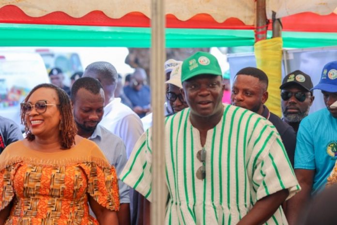 Dr-Bryan-Acheampong-Agric-Minister-636x424 (Copy)