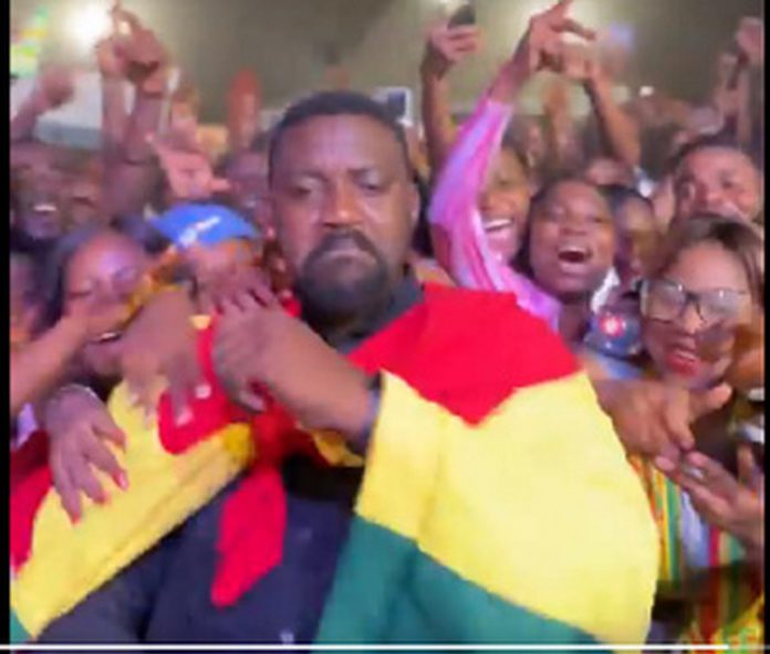 John Dumelo John Dumelo
