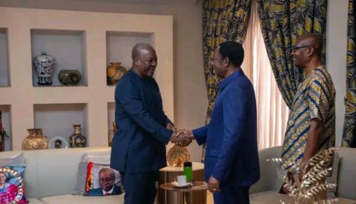 Kwabena Duffour visits John Dramani Mahama.
