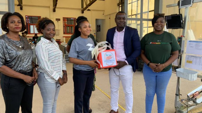 Zipline to deliver swine semen to pig farms for artificial insemination