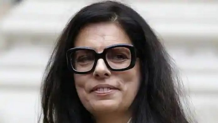 Meet Françoise Meyers: The world's first woman to be worth over $100 billion Meet Françoise Meyers: The world's first woman to be worth over $100 billion