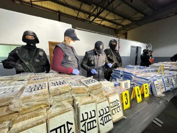 The-bust-comes-just-a-day-after-another-seizure-of-drugs-in-the-country (1)