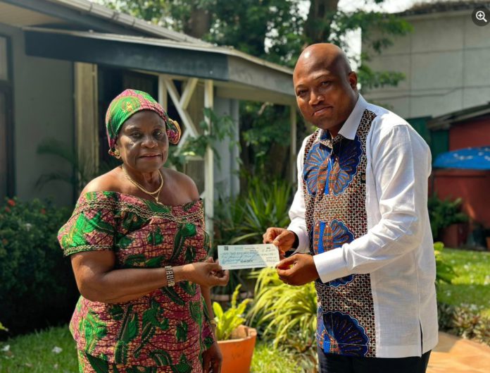 Ablakwa with Safe Housing project donor