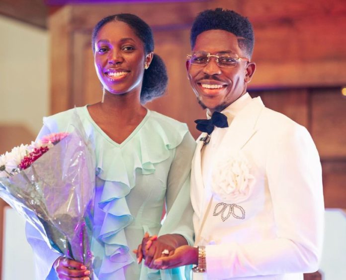Nigerian gospel singer, Moses Bliss, proposes to his Ghanaian lover in grand style