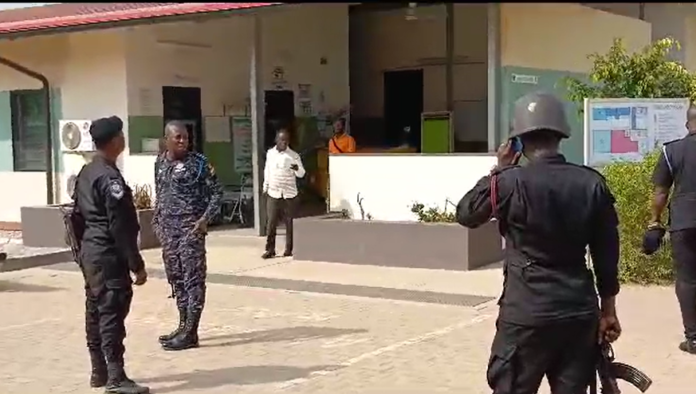 3 nurses, police officers assaulted in attack at Gomoa Potsin polyclinic