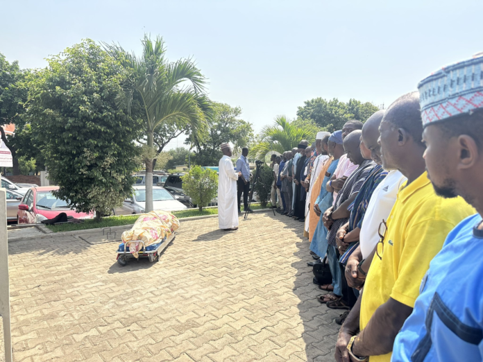 image-Auntie Muni's burial