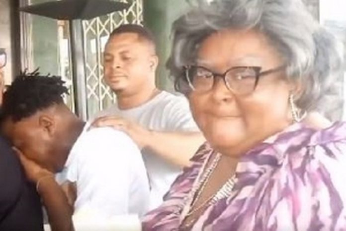 Kyekyeku (in white) and Vivian Jill (far right in glasses) Kyekyeku (in white) and Vivian Jill (far right in glasses)