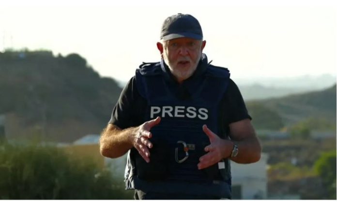 The BBC's International Editor Jeremy Bowen is among the 55 journalists who signed the letter.